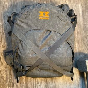 Gray Minimeis Baby / toddler shoulder carrier